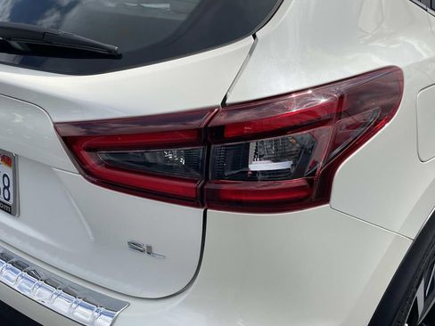 Used 2022 Nissan Rogue Sport SL image 7