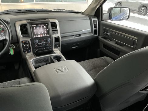 Used 2017 RAM 1500 Big Horn image 16