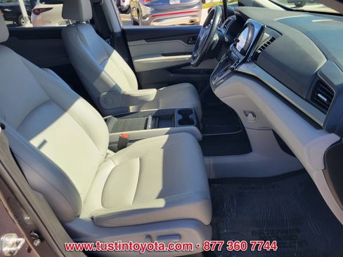Used 2019 Honda Odyssey EX-L image 17