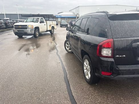 Used 2015 Jeep Compass Sport w/ Power Value Group AWD/4WD image 7