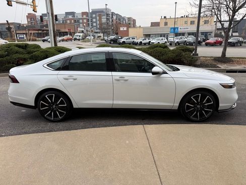 New 2025 Honda Accord Touring image 4