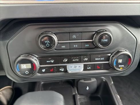 Used 2025 Ford Bronco Outer Banks AWD/4WD image 14