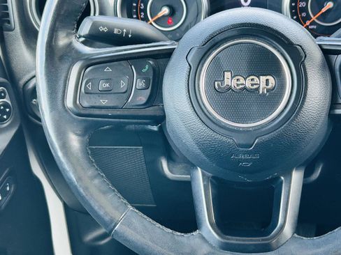 Used 2020 Jeep Wrangler Unlimited Sport AWD/4WD image 12