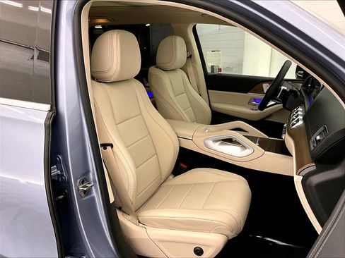 Used 2026 Mercedes-Benz GLS 450 4MATIC image 6