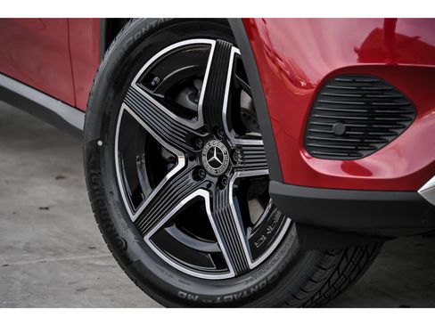 New 2026 Mercedes-Benz GLC 300 4MATIC image 3