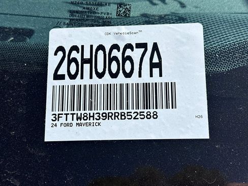 Used 2024 Ford Maverick XLT FWD image 9