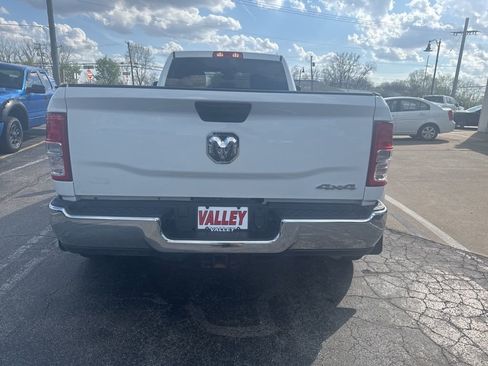 Used 2023 RAM 3500 Big Horn w/ Level 1 Equipment Group image 9