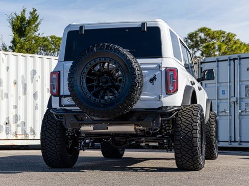 New 2025 Ford Bronco Badlands AWD/4WD image 3