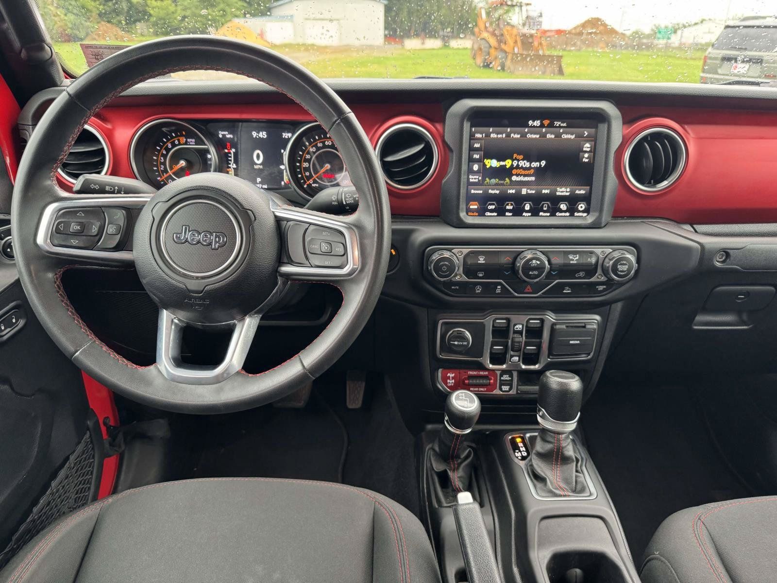 Used 2023 Jeep Gladiator Rubicon w/ Trailer Tow Package AWD/4WD image 2