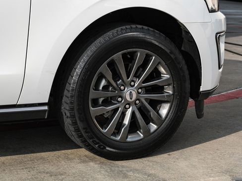 Used 2020 Ford Expedition Limited w/ Equipment Group 301A image 51