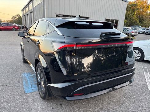 Used 2024 Nissan Ariya FWD image 7