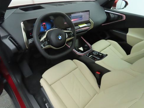 Certified 2025 BMW X3 xDrive30i w/ Premium Package image 10