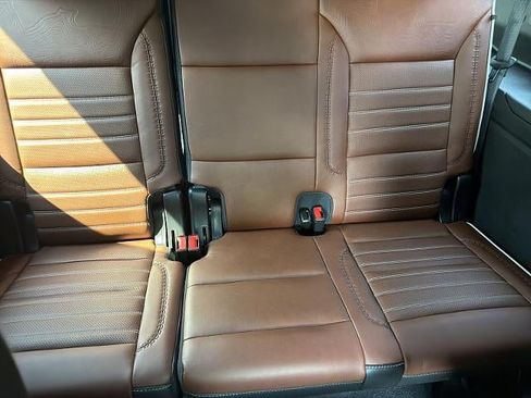 Used 2023 GMC Yukon XL Denali Ultimate AWD/4WD image 23
