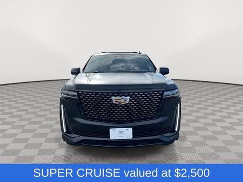 Used 2023 Cadillac Escalade Premium Luxury image 3