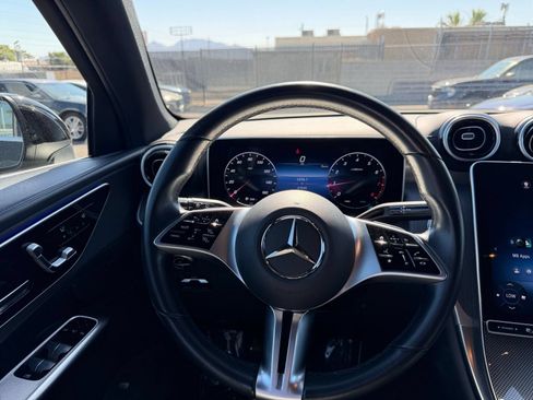 Used 2024 Mercedes-Benz GLC 300 4MATIC image 35