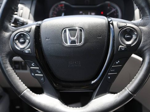 Used 2017 Honda Ridgeline RTL-E image 18