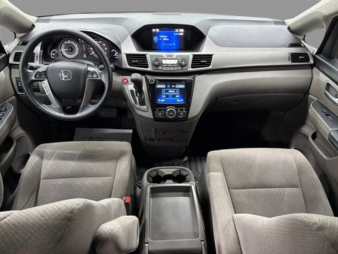 Used 2016 Honda Odyssey SE image 39
