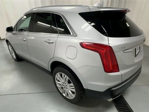 Used 2017 Cadillac XT5 Premium Luxury image 6