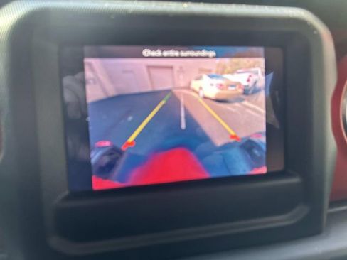 Used 2020 Jeep Gladiator Rubicon image 21