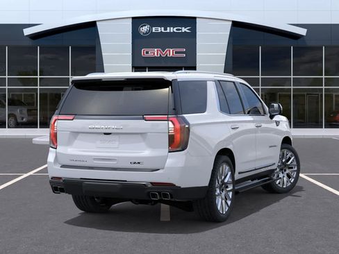 New 2026 GMC Yukon Denali Ultimate w/ LPO, Floor Liner Package AWD/4WD image 4