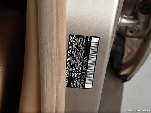 Used 2001 Mercedes-Benz E 320 Sedan image 27