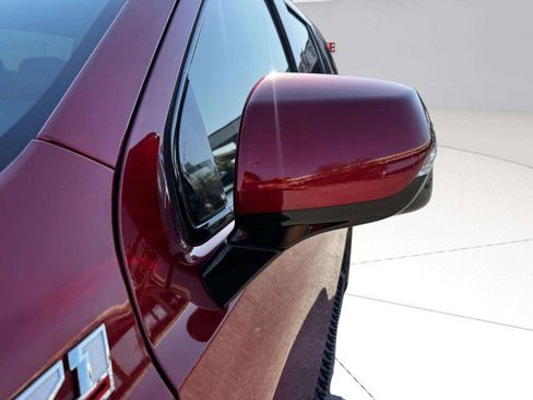 Used 2023 Chevrolet Tahoe Z71 w/ Luxury Package image 15