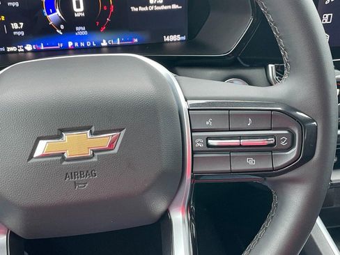 Used 2024 Chevrolet Colorado LT w/ LT Convenience Package image 27