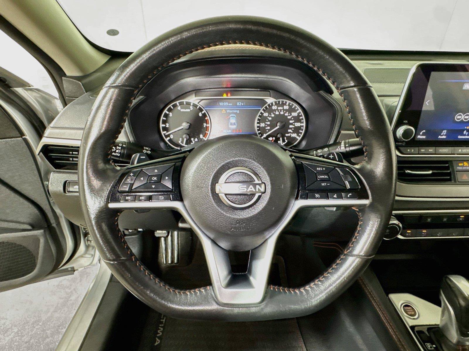 Used 2024 Nissan Altima 2.5 SR FWD image 9