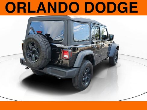 Used 2026 Jeep Wrangler Sport image 4