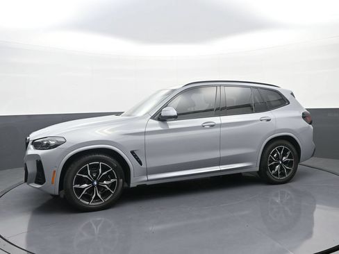 Used 2023 BMW X3 xDrive30i w/ M Sport Package AWD/4WD image 4