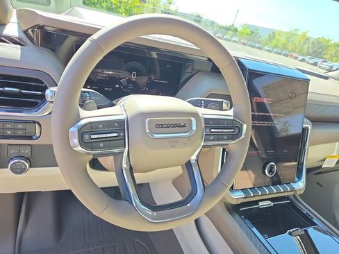 New 2026 GMC Yukon XL Denali w/ LPO, Floor Liner Package image 19