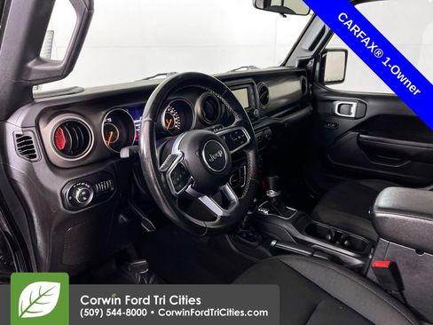 Used 2020 Jeep Gladiator Sport w/ Quick Order Package 24S image 3