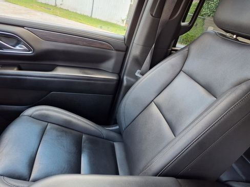 Used 2023 Chevrolet Tahoe LT image 24