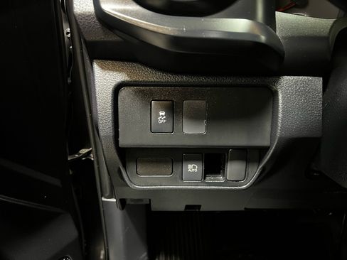 Used 2020 Toyota Tacoma SR image 16