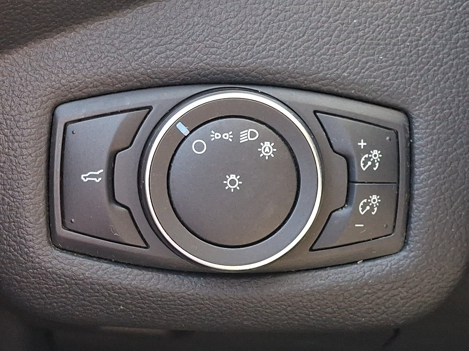Used 2019 Ford Escape S FWD image 24