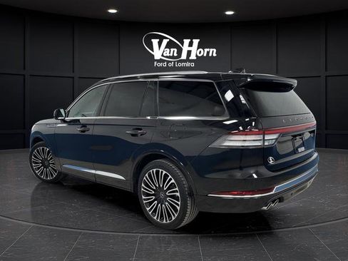 Used 2025 Lincoln Aviator Black Label AWD/4WD image 3