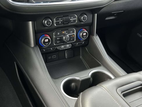 Used 2023 Chevrolet Tahoe LT w/ Luxury Package image 20