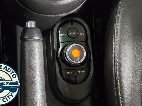 Used 2019 MINI Cooper 2-Door Hardtop image 20