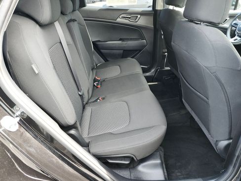 Used 2024 Kia Sportage LX AWD/4WD image 18