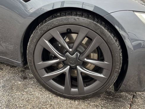 Used 2021 Tesla Model S Plaid image 23