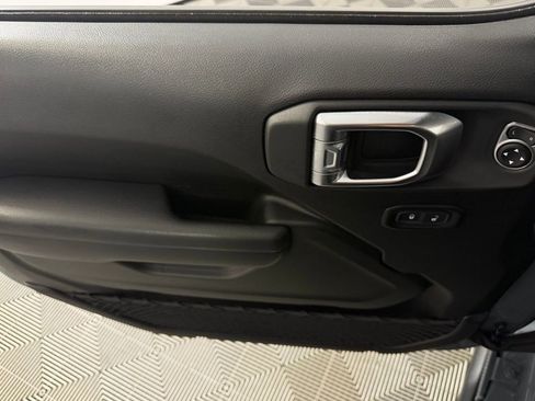 Used 2025 Jeep Wrangler Unlimited Sport S 4xe AWD/4WD image 25