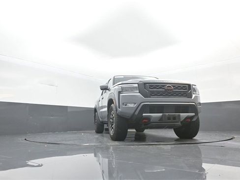 Used 2022 Nissan Frontier PRO-4X image 22