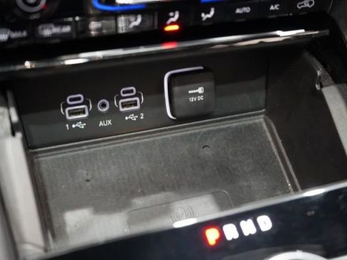 Used 2023 Jeep Grand Cherokee L Laredo image 31