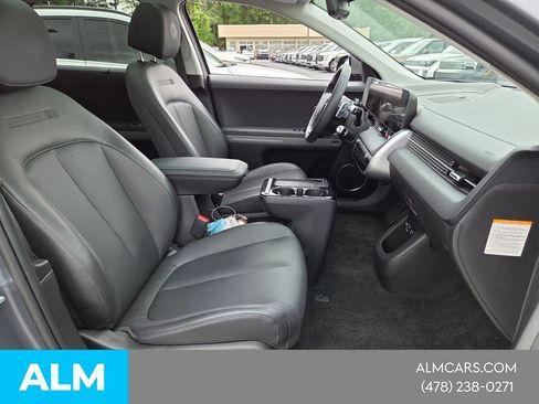 Used 2025 Hyundai Ioniq 5 Limited AWD/4WD image 17