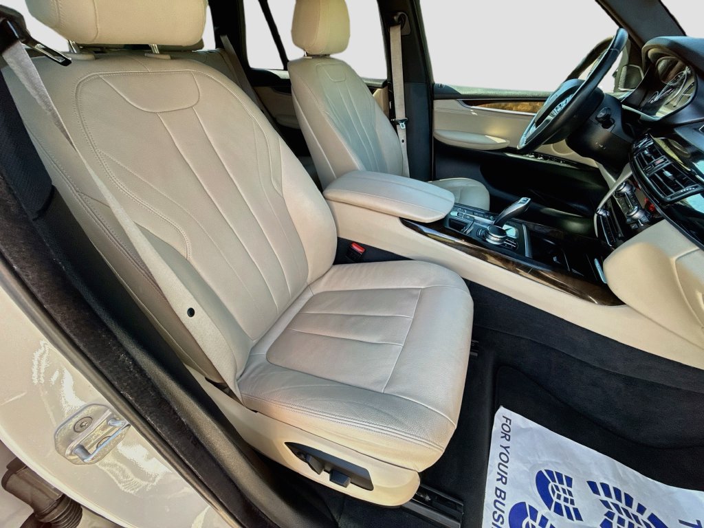 Used 2017 BMW X5 xDrive40e AWD/4WD image 32