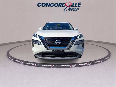 Certified 2023 Nissan Rogue SV AWD/4WD image 3