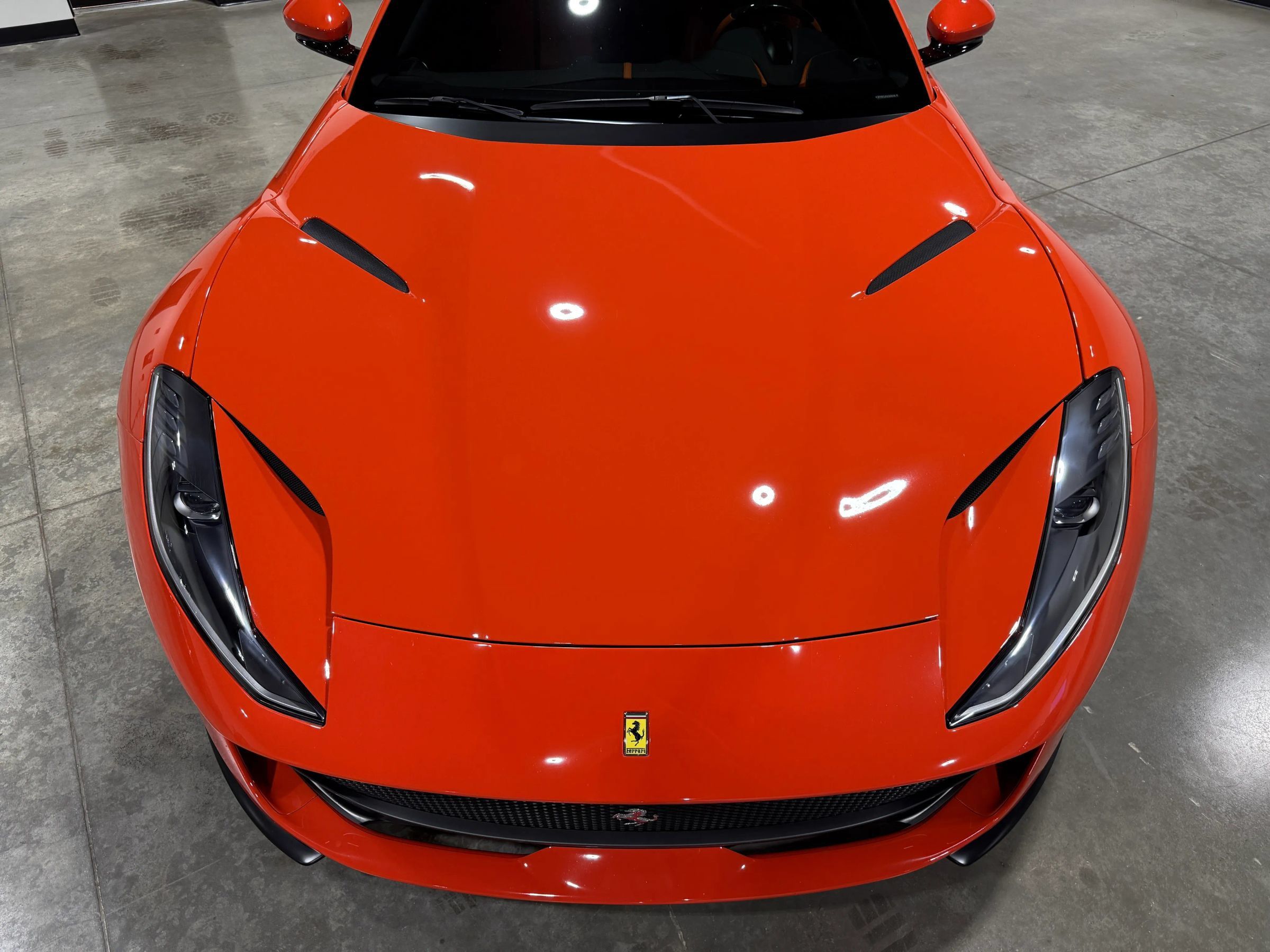 Used 2020 Ferrari 812 Superfast RWD image 21