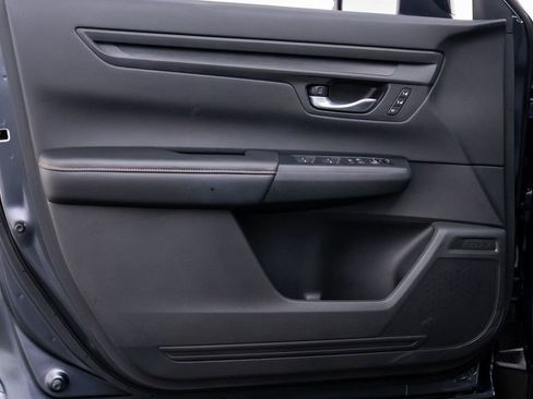 Used 2025 Honda CR-V Sport-L image 15