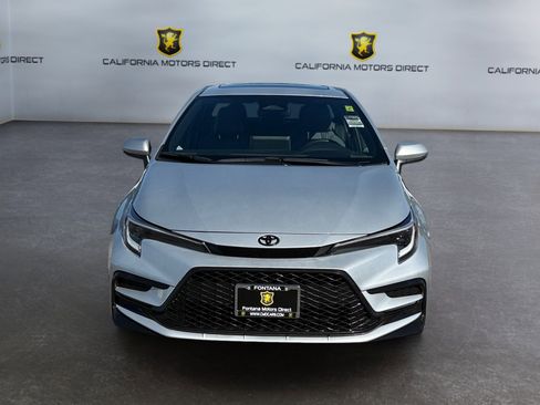 Used 2025 Toyota Corolla SE w/ SE Premium Package image 8