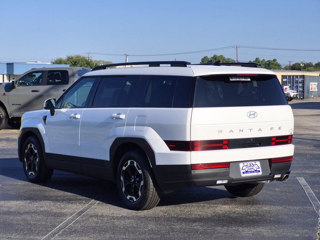 Used 2026 Hyundai Santa Fe SEL AWD/4WD image 4